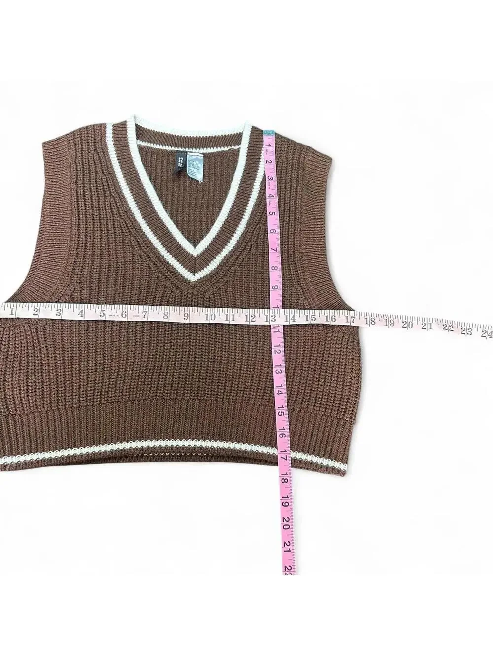 Brown V-Neck Sweater Vest - H&M Divided - Size Medium